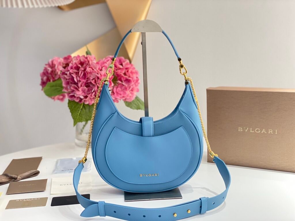 BVLGARI Serpenti Ellipse Large Crossbody Bag Calf Leather Crescent Shoulder Bag with Snakehead Closure 4 Colors – Image 6 BVLGARI Serpenti Ellipse Large Crossbody Bag Calf Leather Crescent Shoulder Bag with Snakehead Closure 4 Colors – Image 6