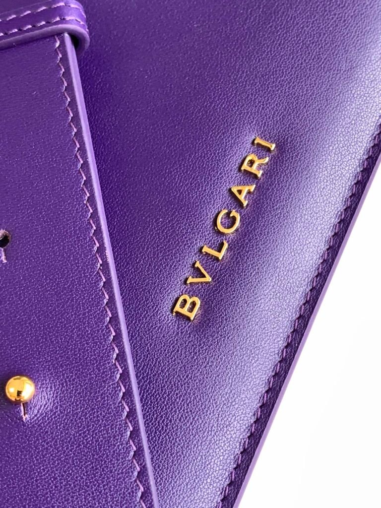 BVLGARI Serpenti East-West Maxi Chain Bag Bright Amethyst Purple Calf Leather – Image 6 BVLGARI Serpenti East-West Maxi Chain Bag Bright Amethyst Purple Calf Leather – Image 6