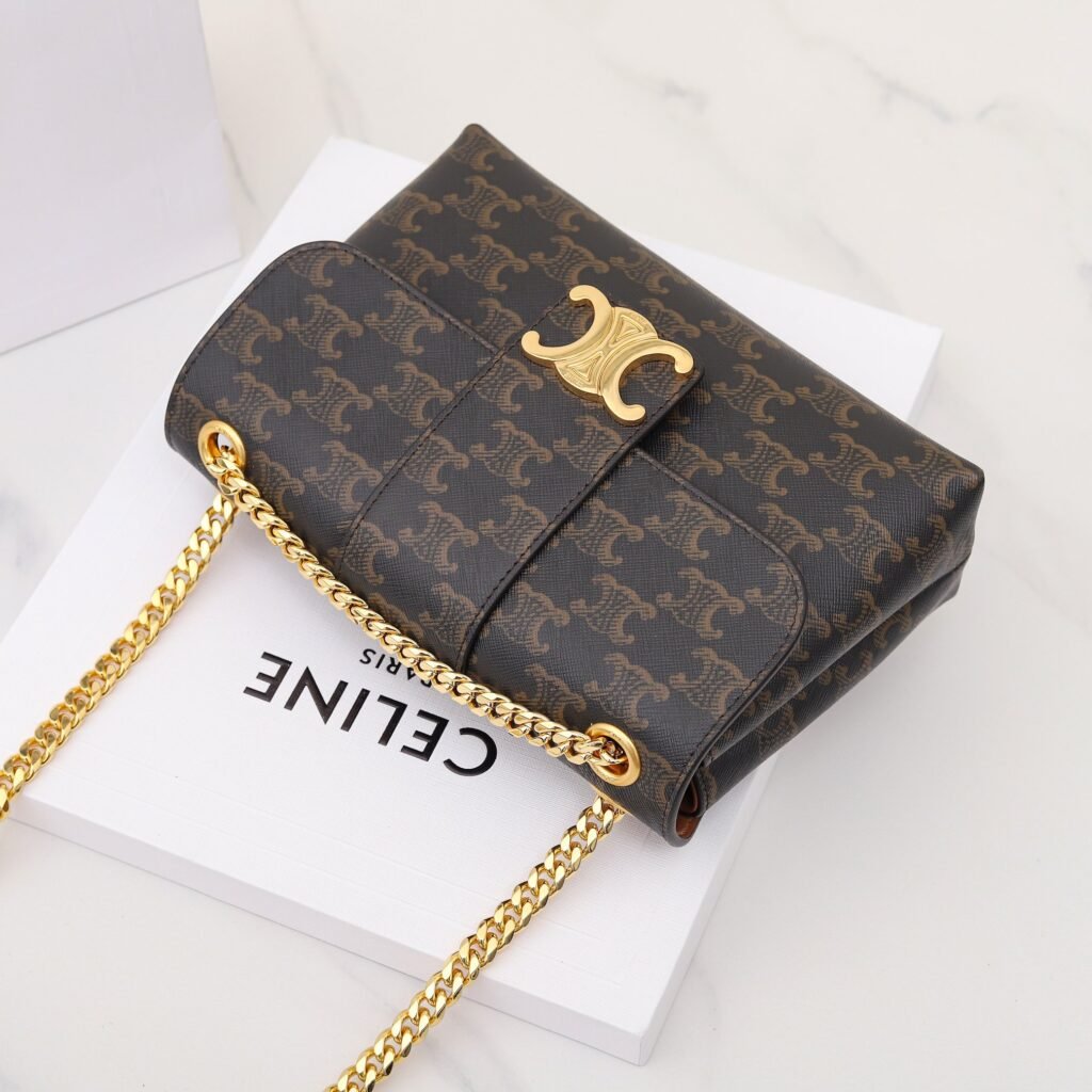 Celine Triomphe Chain Bag 23.5cm Monogram Canvas Handbag – Image 6 Celine Triomphe Chain Bag 23.5cm Monogram Canvas Handbag – Image 6