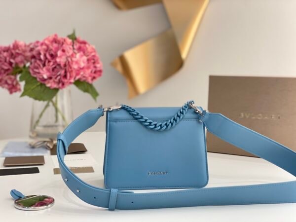 BVLGARI Serpenti Forever Lambskin Crossbody Bag 20cm Luxury Iconic Snakehead Shoulder Bag with Detachable Wide Strap