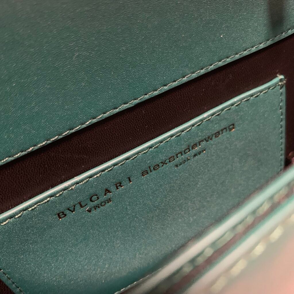 BVLGARI x Alexander Wang Serpenti Forever Belt Bag 7 Colors Luxury Leather Top Handle Crossbody Bag 18.5cm – Image 15 BVLGARI x Alexander Wang Serpenti Forever Belt Bag 7 Colors Luxury Leather Top Handle Crossbody Bag 18.5cm – Image 15