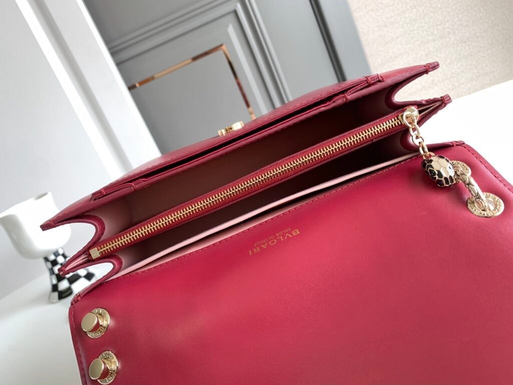 BVLGARI Serpenti Forever Shoulder Bag 25cm Calfskin Chain Bag in 3 Colors with Smart Chip – Image 8