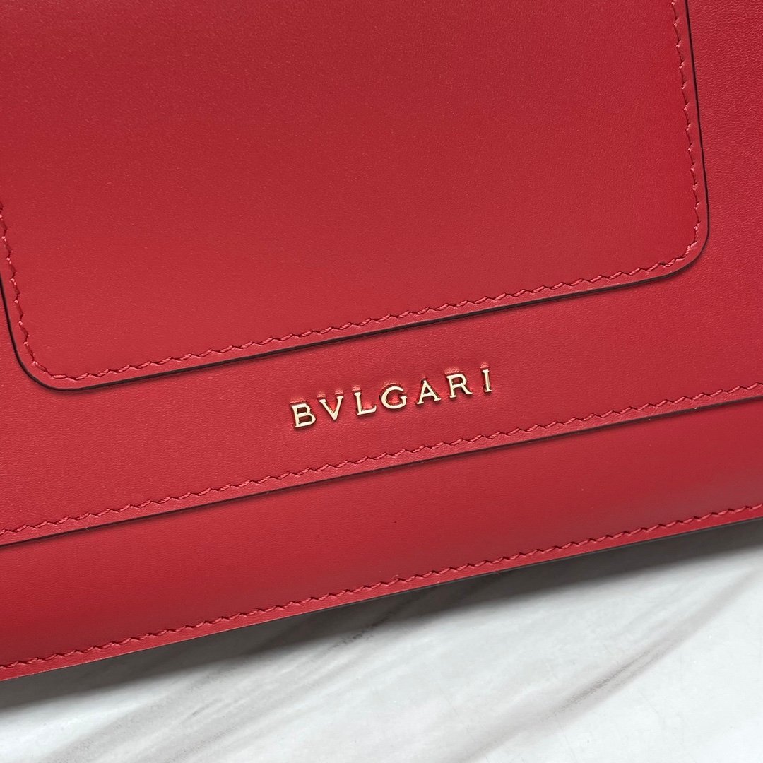 BVLGARI Serpenti Forever Calfskin Crossbody Bag 22.5cm Snakehead Enamel Closure Chain Shoulder Bag 4 Colors BVLGARI Serpenti Forever Calfskin Crossbody Bag 22.5cm Snakehead Enamel Closure Chain Shoulder Bag 4 Colors
