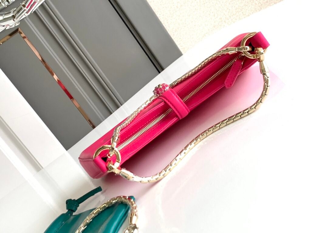 BVLGARI Serpenti Baia Small Shoulder Bag in Calf Leather Snake Head Flap Bag Fuchsia Pink & Emerald Green – Image 5