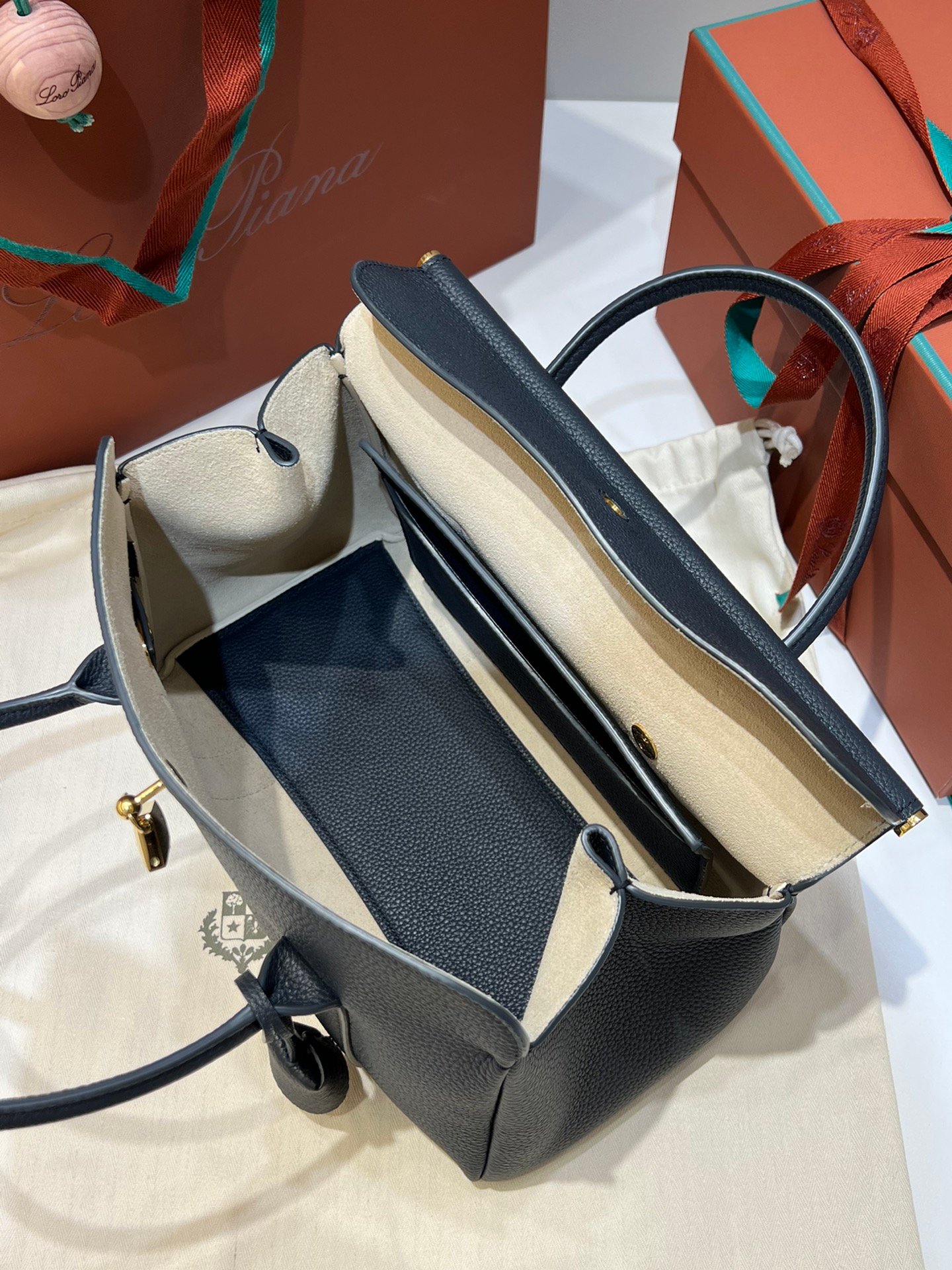 Loro Piana Loom L25 Handbag 25cm Tender Calfskin Leather Top-Handle Bag with Crossbody Strap and Iconic Padlock