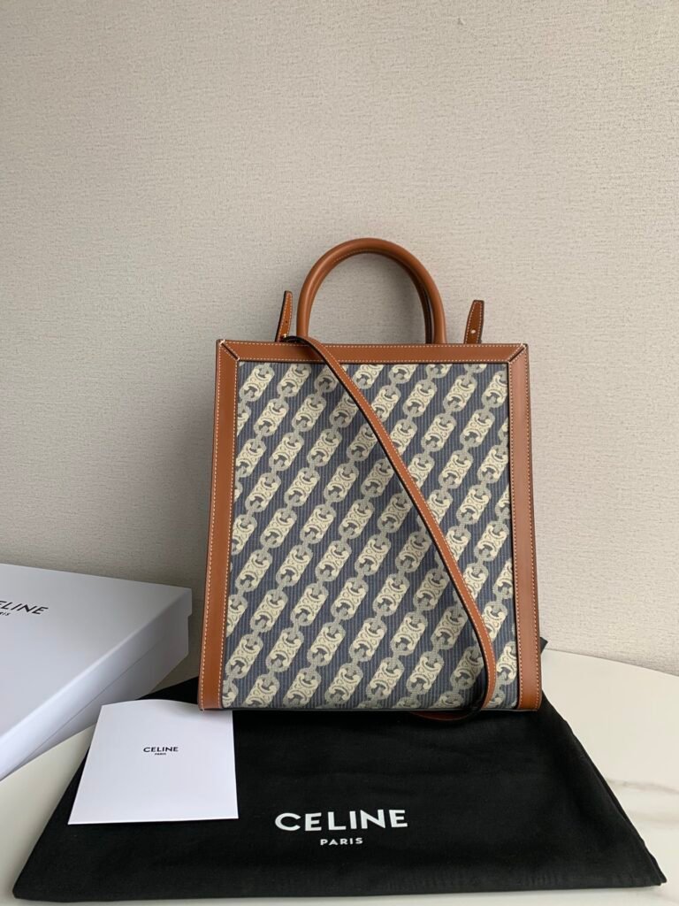 Celine Small Vertical Cabas Triomphe Embroidery and Calfskin Tote Bag 17x21cm – Image 8