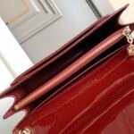 BVLGARI Serpenti Forever Glossy Calfskin Shoulder Bag 25cm Multi-Compartment Chain Bag with Snakehead Closure BVLGARI Serpenti Forever Glossy Calfskin Shoulder Bag 25cm Multi-Compartment Chain Bag with Snakehead Closure