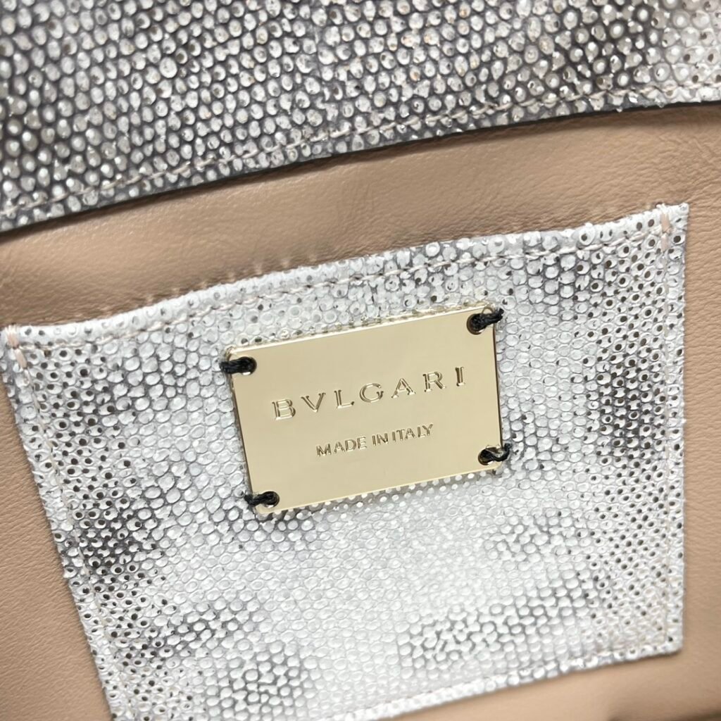 BVLGARI Serpenti Forever Silver-White Karung Skin Shoulder Bag Snakeskin Crossbody Handbag 20cm – Image 8