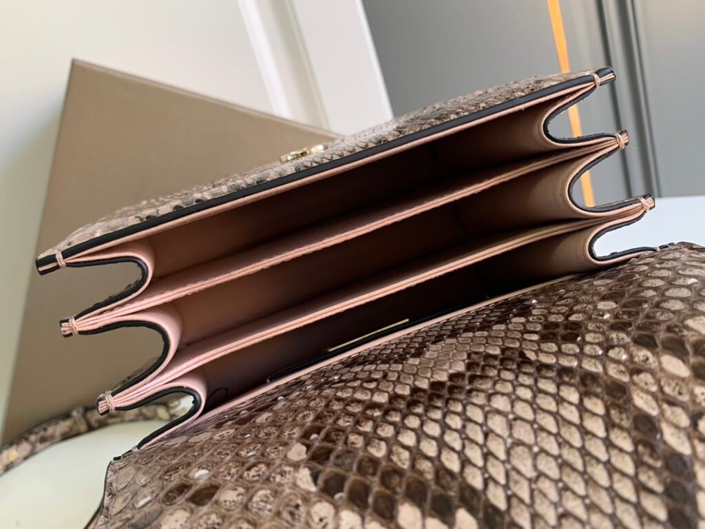 BVLGARI Serpenti Forever Python Bag Misty Opal Grey Shiny Python Skin Top Handle & Shoulder Bag 2 Sizes – Image 9 BVLGARI Serpenti Forever Python Bag Misty Opal Grey Shiny Python Skin Top Handle & Shoulder Bag 2 Sizes – Image 9