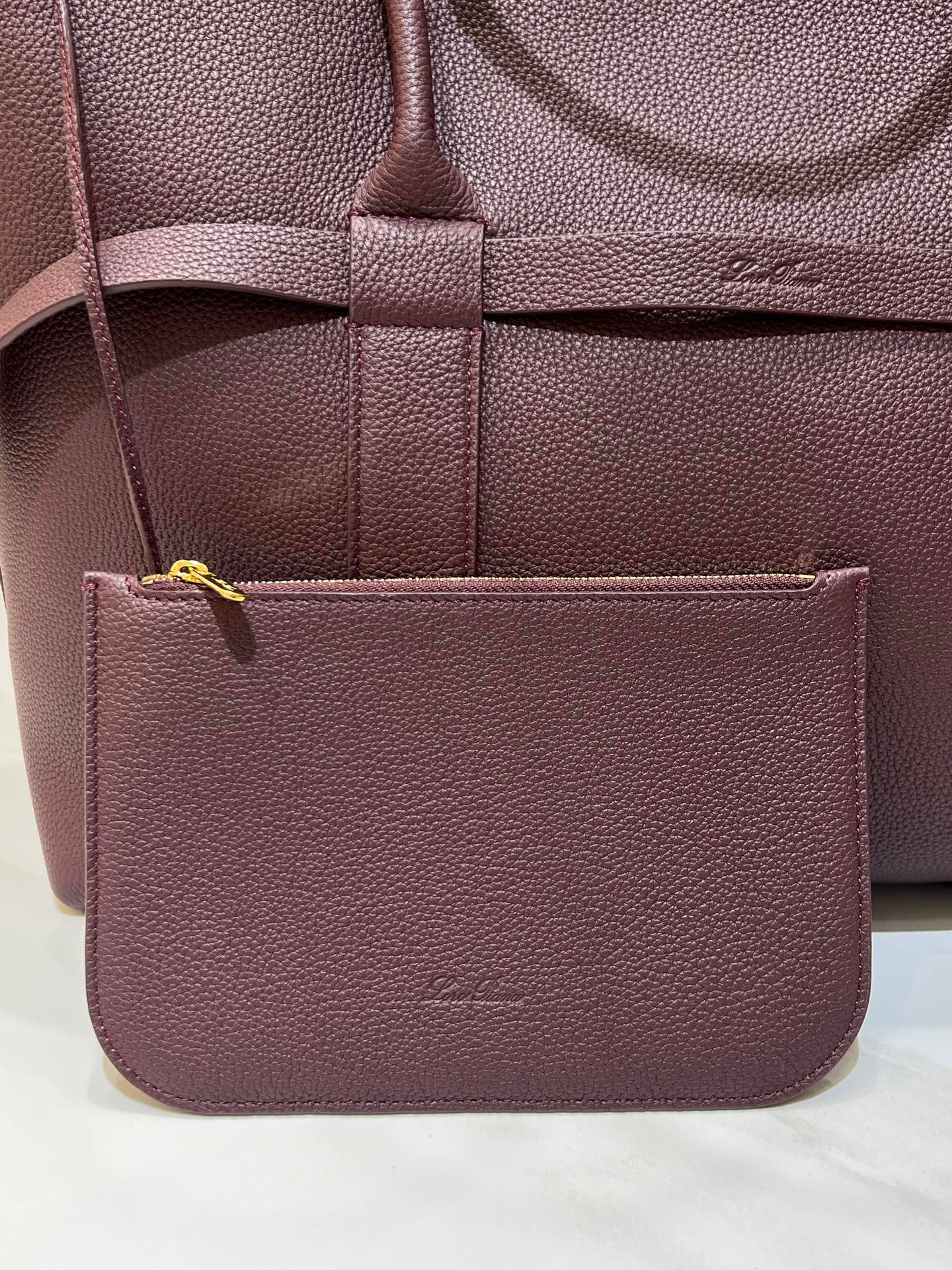Loro Piana Ghiera Shopper Large Leather Tote Bag 40cm Grained Leather Handbag with Cashmere Lining and Detachable Pouch for Work and Travel Loro Piana Ghiera Shopper Large Leather Tote Bag 40cm Grained Leather Handbag with Cashmere Lining and Detachable Pouch for Work and Travel