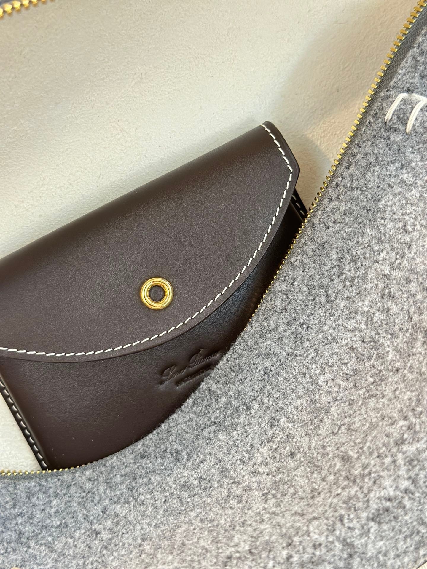 Exclusive Loro Piana L27 Vanity Case Cashmere & Imported Calfskin Structured Handbag Superior Craftsmanship Upgraded Edition Exclusive Loro Piana L27 Vanity Case Cashmere & Imported Calfskin Structured Handbag Superior Craftsmanship Upgraded Edition