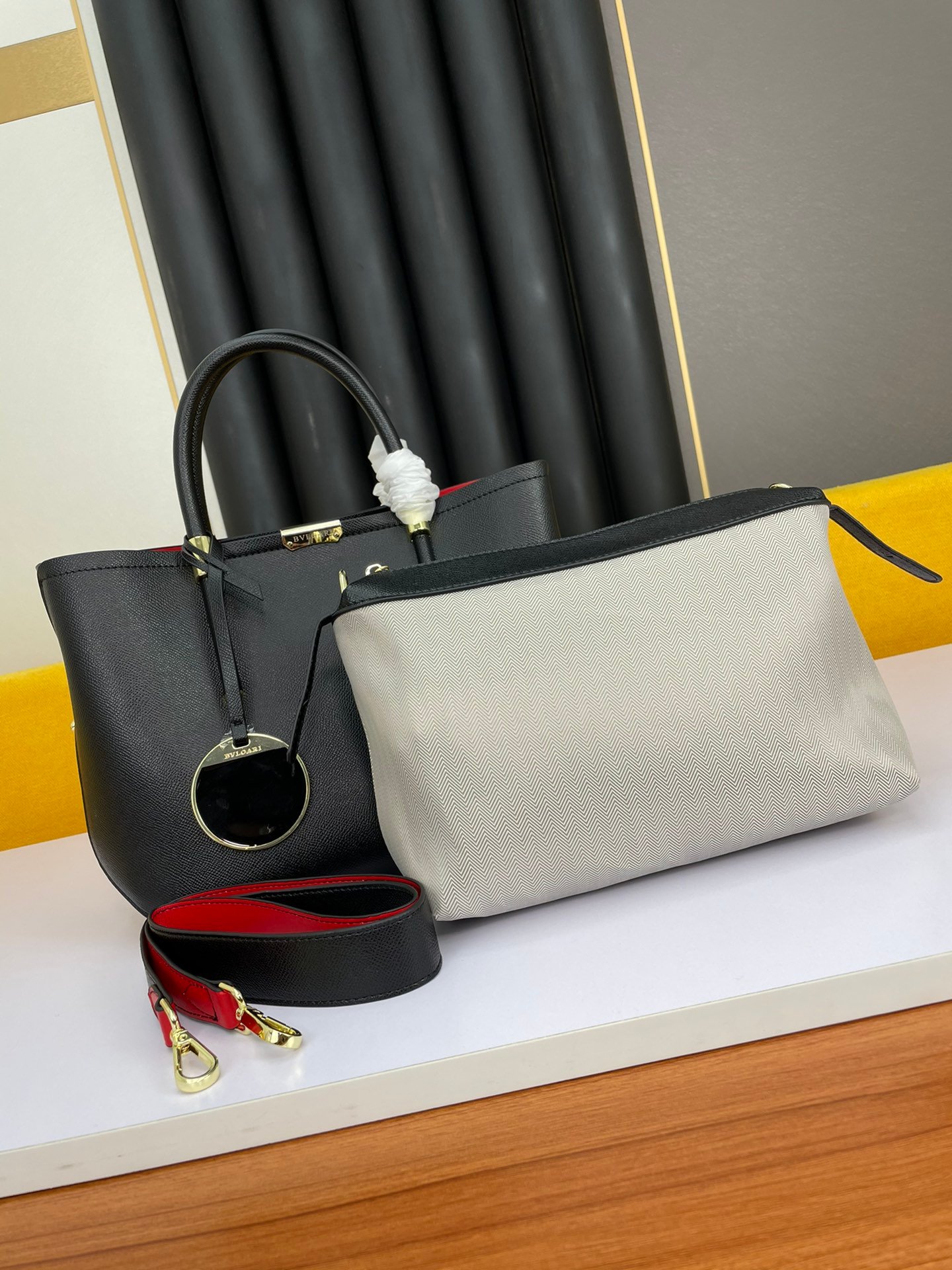 BVLGARI Style Luxury Two-Piece Tote Bag Set Premium Palm Leather Handbag with Removable Pouch BVLGARI Style Luxury Two-Piece Tote Bag Set Premium Palm Leather Handbag with Removable Pouch