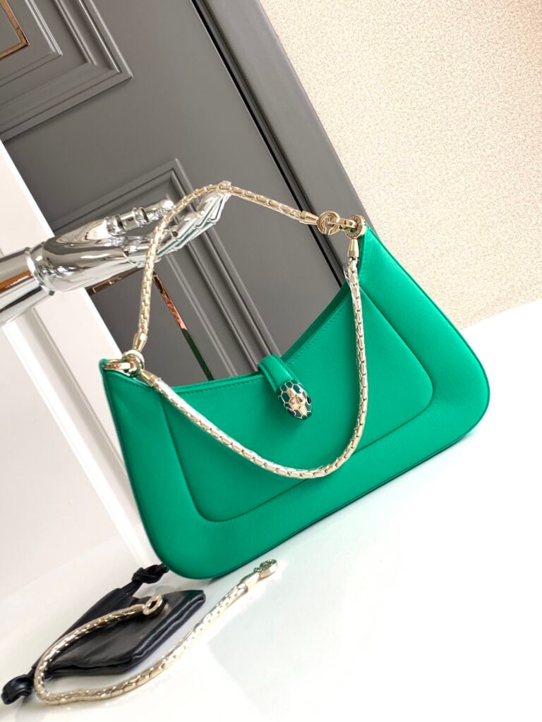 BVLGARI Serpenti Baia Small Shoulder Bag in Calf Leather Snake Head Flap Bag Fuchsia Pink & Emerald Green – Image 7