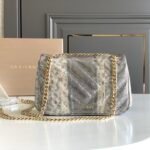 BVLGARI Serpenti Cabochon Shoulder Bag 22.5cm Metallic Karung Watersnake Leather Crossbody Bag with Matelassé Quilted Pattern and Iconic Enamel Snakehead Clasp BVLGARI Serpenti Cabochon Shoulder Bag 22.5cm Metallic Karung Watersnake Leather Crossbody Bag with Matelassé Quilted Pattern and Iconic Enamel Snakehead Clasp
