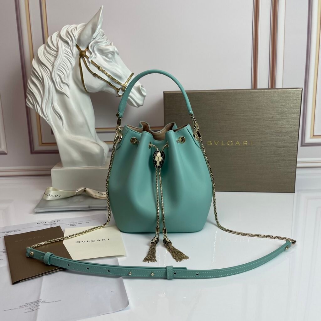 BVLGARI Serpenti Forever Luxury Bucket Bag Genuine Leather Python Skin Drawstring Shoulder Bag – Image 7 BVLGARI Serpenti Forever Luxury Bucket Bag Genuine Leather Python Skin Drawstring Shoulder Bag – Image 7