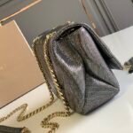 BVLGARI Serpenti Cabochon Shoulder Bag 22.5cm Metallic Karung Watersnake Leather Crossbody Bag with Matelassé Quilted Pattern and Iconic Enamel Snakehead Clasp BVLGARI Serpenti Cabochon Shoulder Bag 22.5cm Metallic Karung Watersnake Leather Crossbody Bag with Matelassé Quilted Pattern and Iconic Enamel Snakehead Clasp