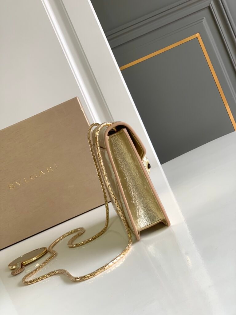 BVLGARI Serpenti Forever Shoulder Bag 3 Sizes Light Gold & Green Ostrich-Effect Calf Leather Crossbody – Image 15 BVLGARI Serpenti Forever Shoulder Bag 3 Sizes Light Gold & Green Ostrich-Effect Calf Leather Crossbody – Image 15
