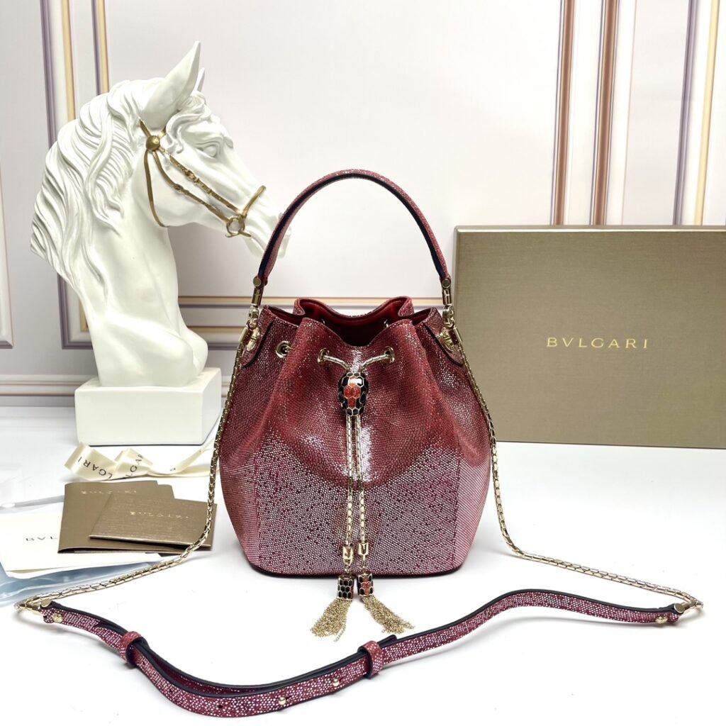 BVLGARI Serpenti Forever Luxury Bucket Bag Genuine Leather Python Skin Drawstring Shoulder Bag – Image 10 BVLGARI Serpenti Forever Luxury Bucket Bag Genuine Leather Python Skin Drawstring Shoulder Bag – Image 10