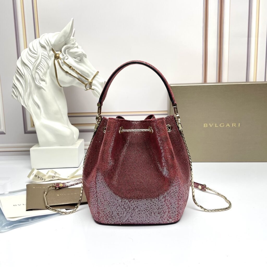 BVLGARI Serpenti Forever Luxury Bucket Bag Genuine Leather Python Skin Drawstring Shoulder Bag – Image 11 BVLGARI Serpenti Forever Luxury Bucket Bag Genuine Leather Python Skin Drawstring Shoulder Bag – Image 11