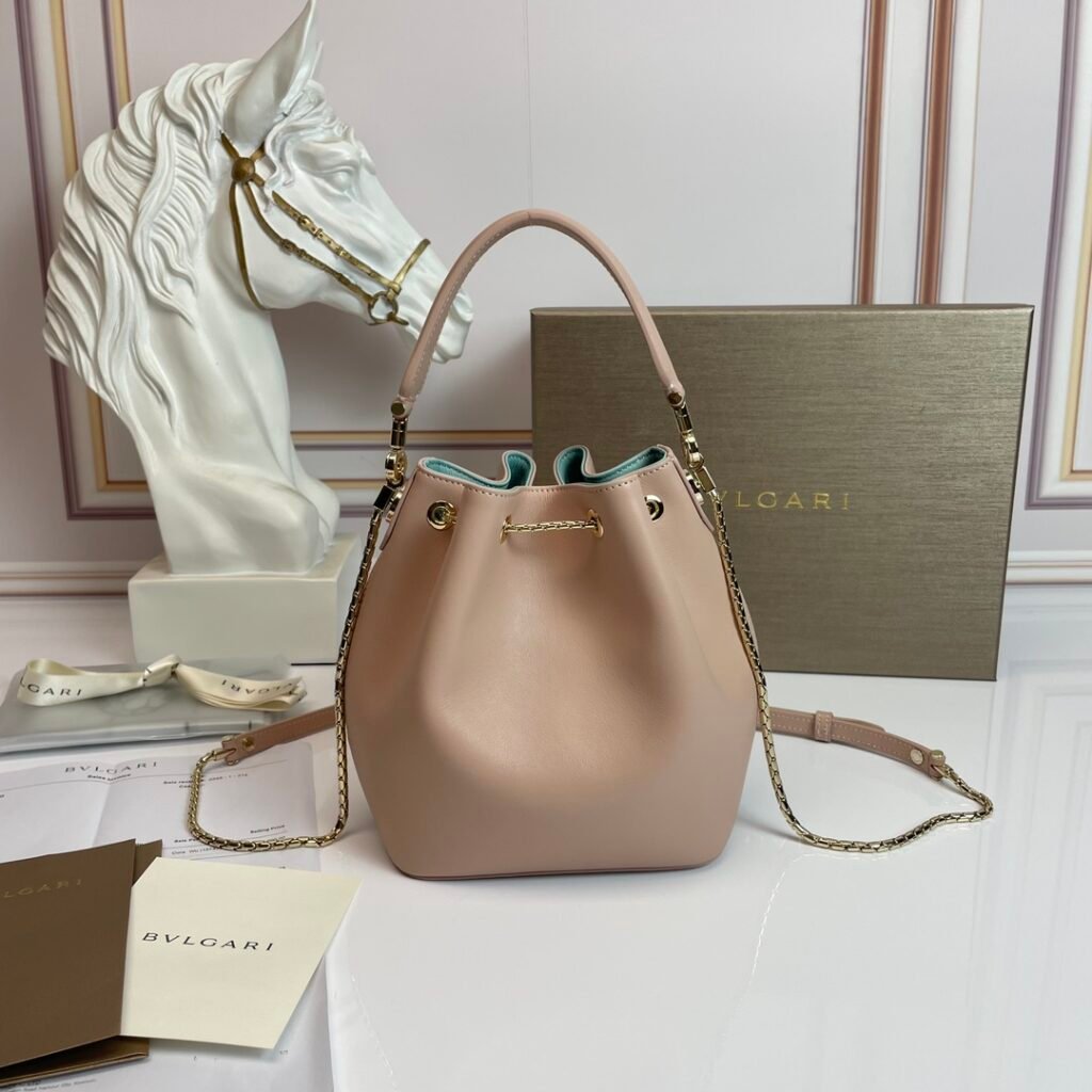 BVLGARI Serpenti Forever Luxury Bucket Bag Genuine Leather Python Skin Drawstring Shoulder Bag – Image 2 BVLGARI Serpenti Forever Luxury Bucket Bag Genuine Leather Python Skin Drawstring Shoulder Bag – Image 2