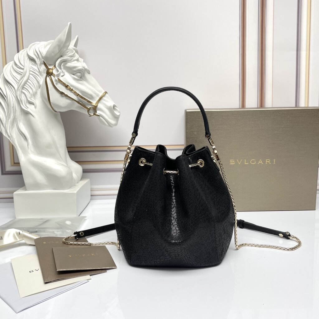 BVLGARI Serpenti Forever Luxury Bucket Bag Genuine Leather Python Skin Drawstring Shoulder Bag – Image 17 BVLGARI Serpenti Forever Luxury Bucket Bag Genuine Leather Python Skin Drawstring Shoulder Bag – Image 17