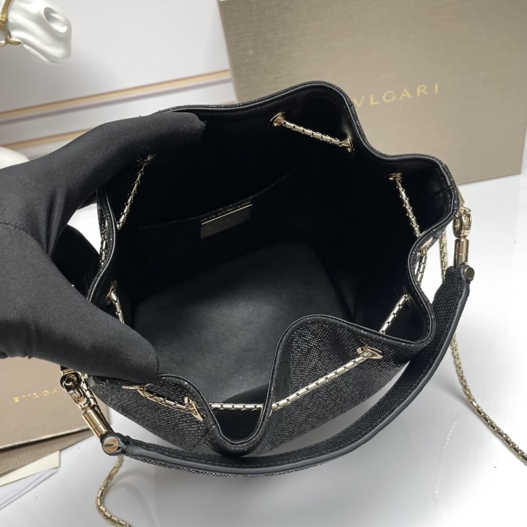 BVLGARI Serpenti Forever Luxury Bucket Bag Genuine Leather Python Skin Drawstring Shoulder Bag – Image 18 BVLGARI Serpenti Forever Luxury Bucket Bag Genuine Leather Python Skin Drawstring Shoulder Bag – Image 18