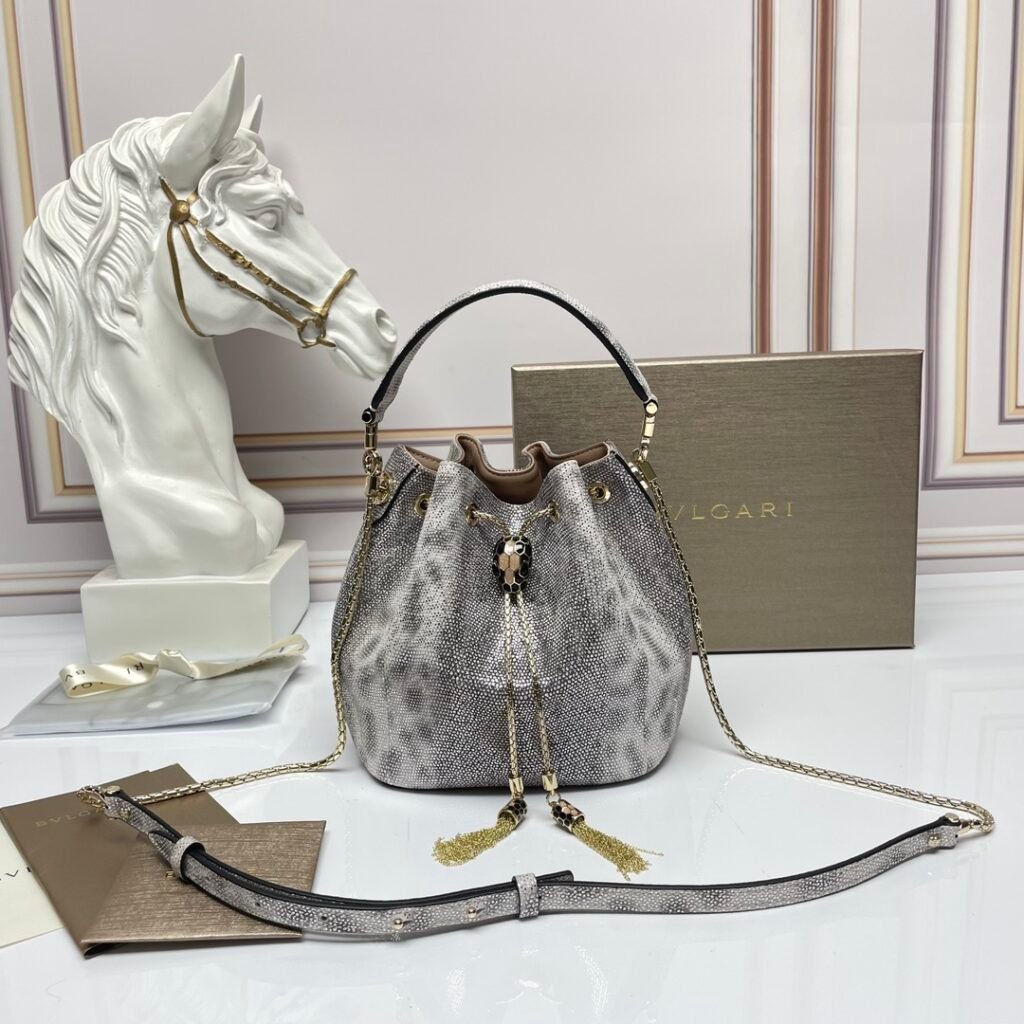 BVLGARI Serpenti Forever Luxury Bucket Bag Genuine Leather Python Skin Drawstring Shoulder Bag – Image 19 BVLGARI Serpenti Forever Luxury Bucket Bag Genuine Leather Python Skin Drawstring Shoulder Bag – Image 19